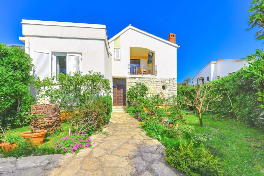 Apartments & Villas – Apartments Mery