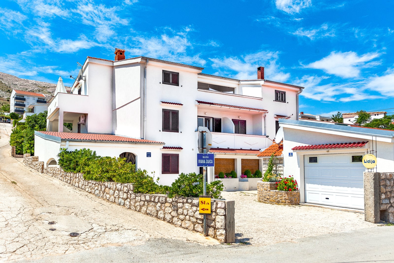 APARTMANI JADRAN