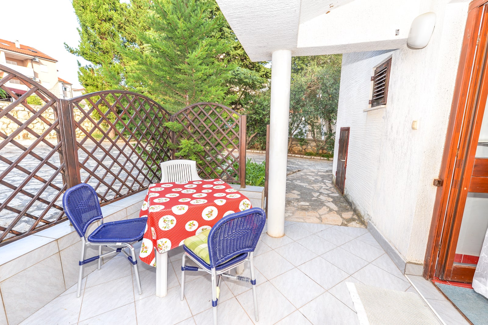 APARTMANI MILKA – Apartman s jednom spavaćom sobom – 01