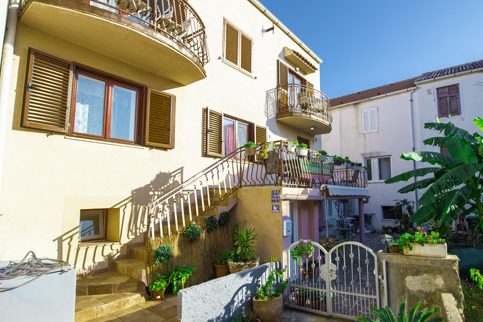 APARTMENTS FORTUNA